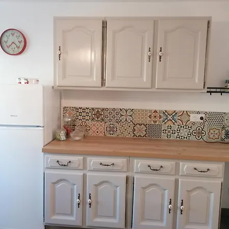 Maison De Village